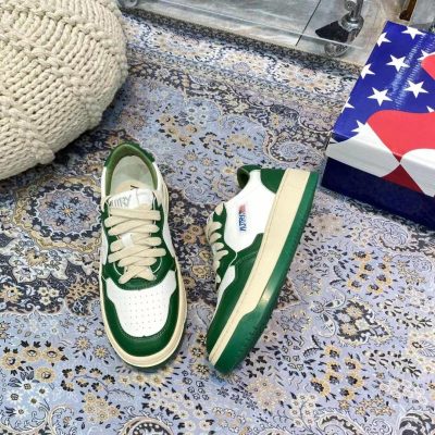 Sneakers | Womens Medalist Low Shoes Sneakers